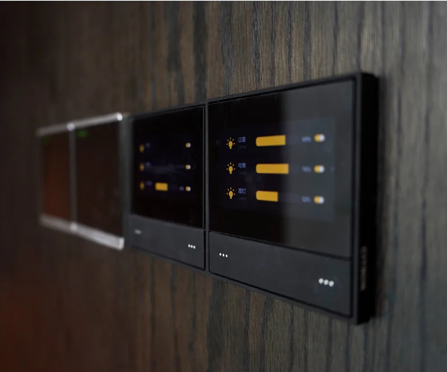 KNX Multifunctional Touch Panel – Intelligent Lighting & Scene Control